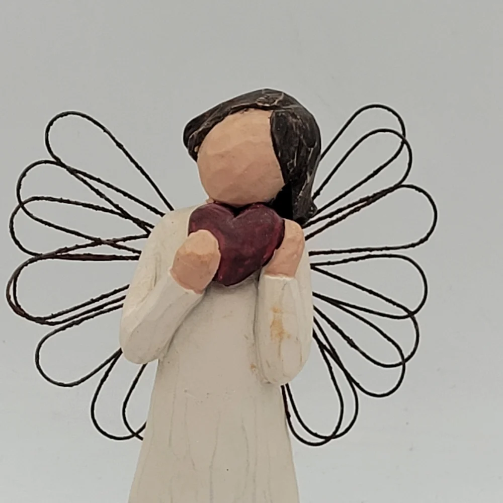 Willow Tree 5โ Angel of the Heart - Picture 12 of 13
